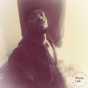 Meet your Posher, Emmanuel